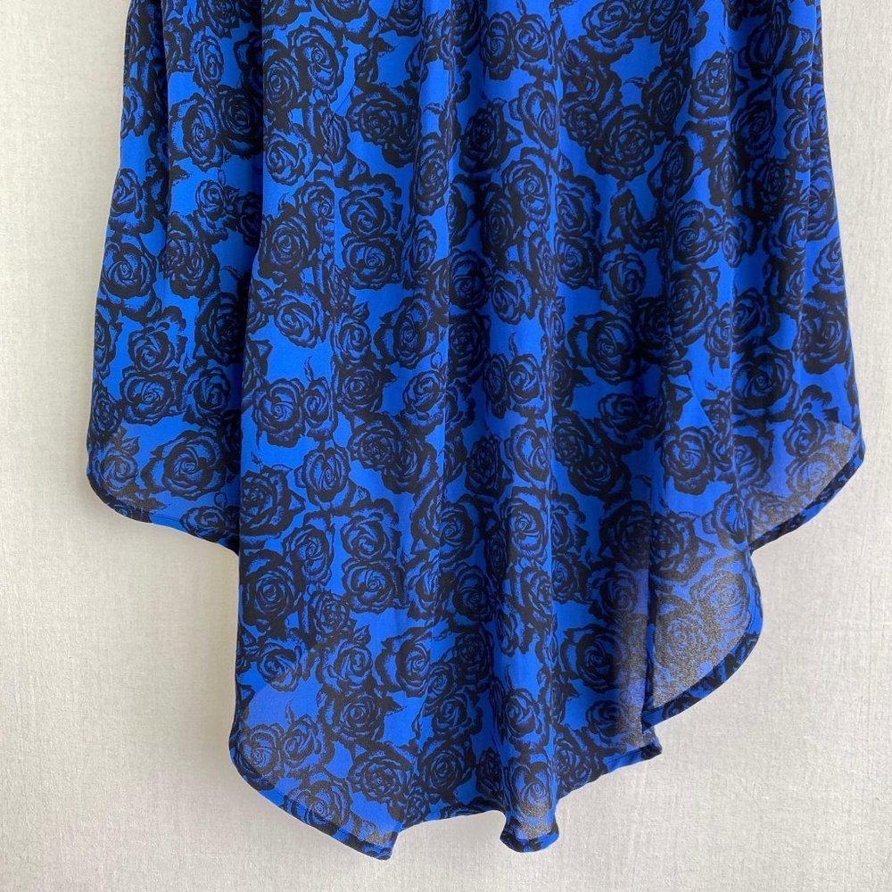 Torrid Rose Pattern Blue Top - image 5